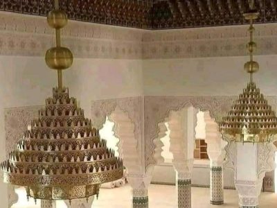 ثريات نحاسية تقليدية مغربية